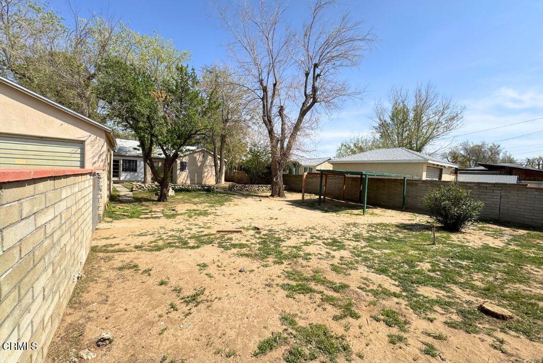44215 Date Avenue Lancaster, CA 93534 - Photo 25 of 30 25