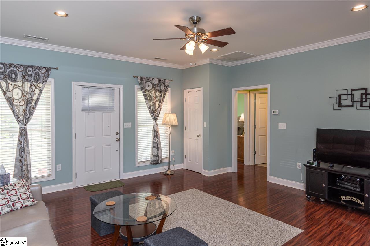 406 Boling Road Greenville, SC 29611 - Photo 12 of 32 Gallery Image 12
