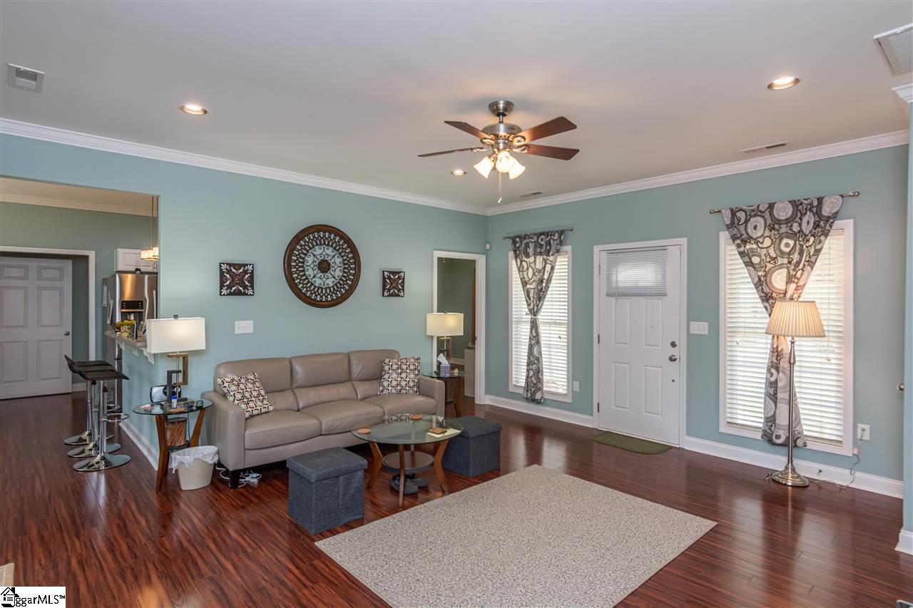 406 Boling Road Greenville, SC 29611 - Photo 14 of 32 Gallery Image 14