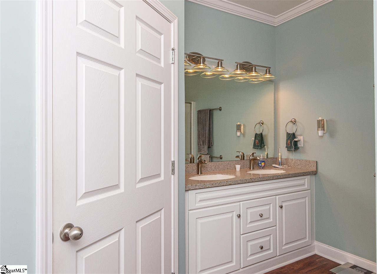 406 Boling Road Greenville, SC 29611 - Photo 18 of 32 Gallery Image 18