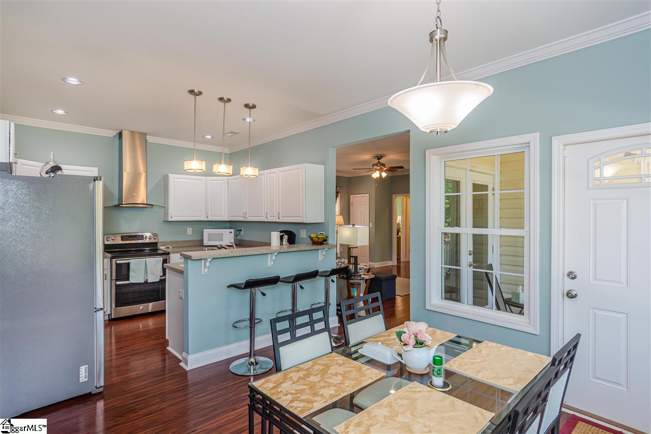406 Boling Road Greenville, SC 29611 - Photo 5 of 32 Gallery Image 5
