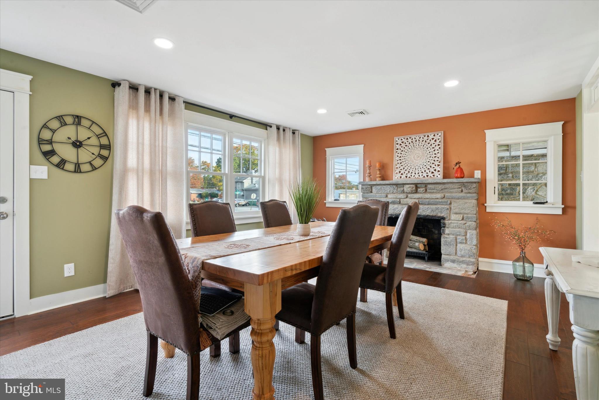 706 MacDade Boulevard Folsom, PA 19033 - Photo 14 of 34