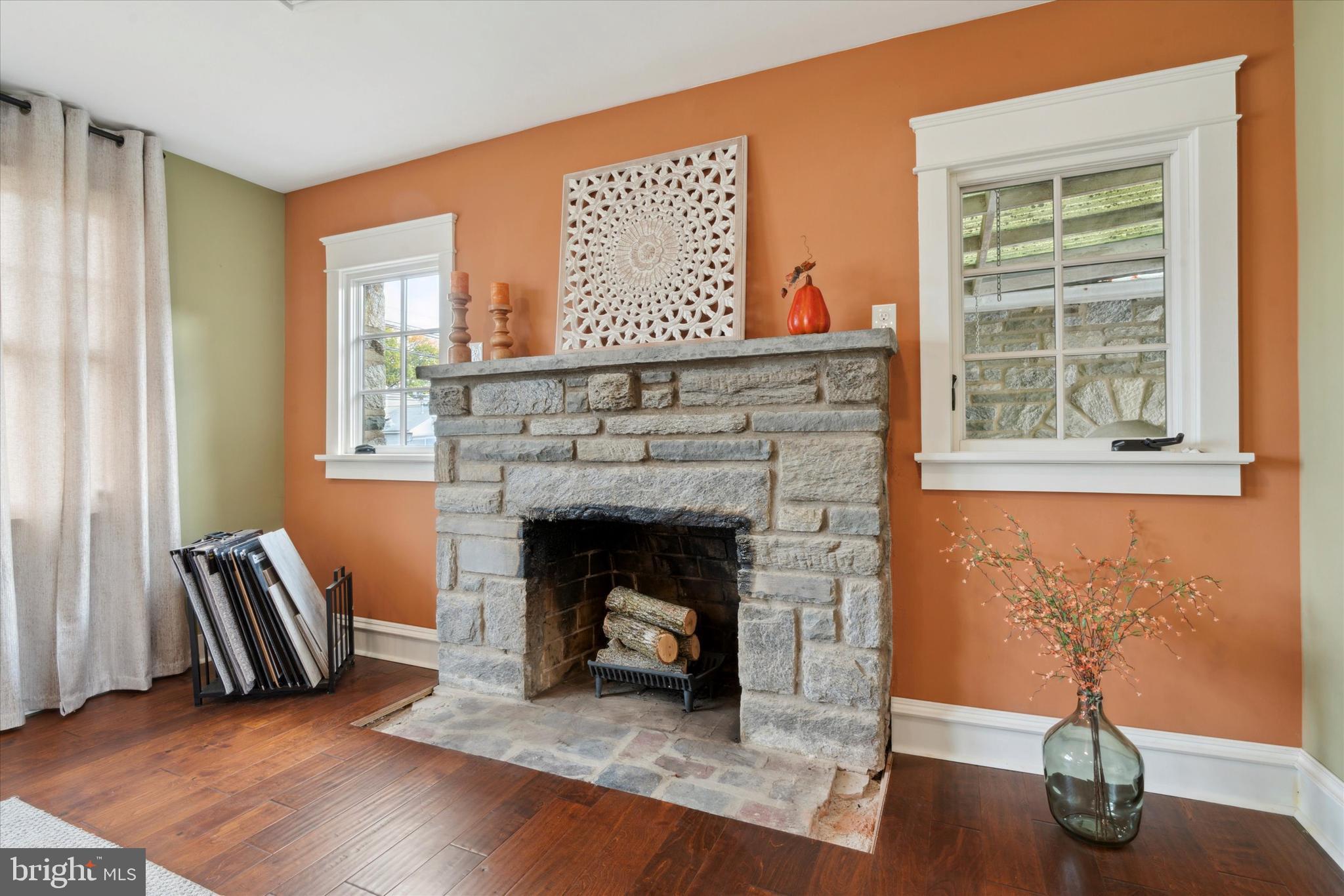 706 MacDade Boulevard Folsom, PA 19033 - Photo 15 of 34