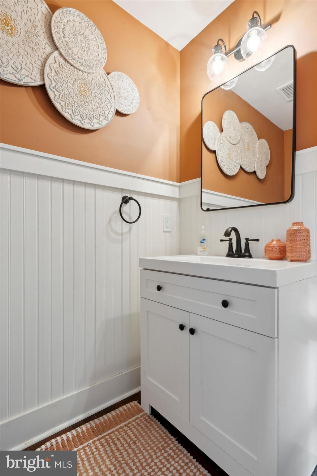 706 MacDade Boulevard Folsom, PA 19033 - Photo 17 of 34