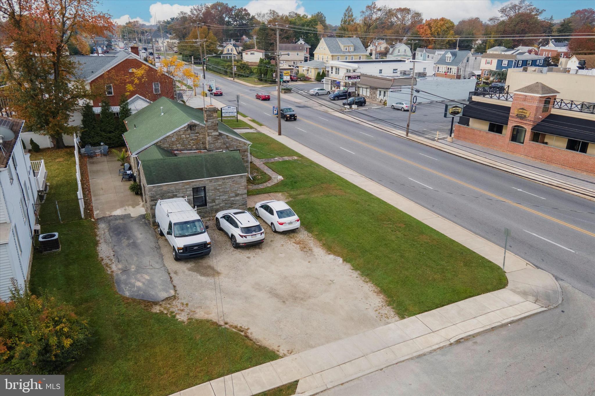 706 MacDade Boulevard Folsom, PA 19033 - Photo 25 of 34