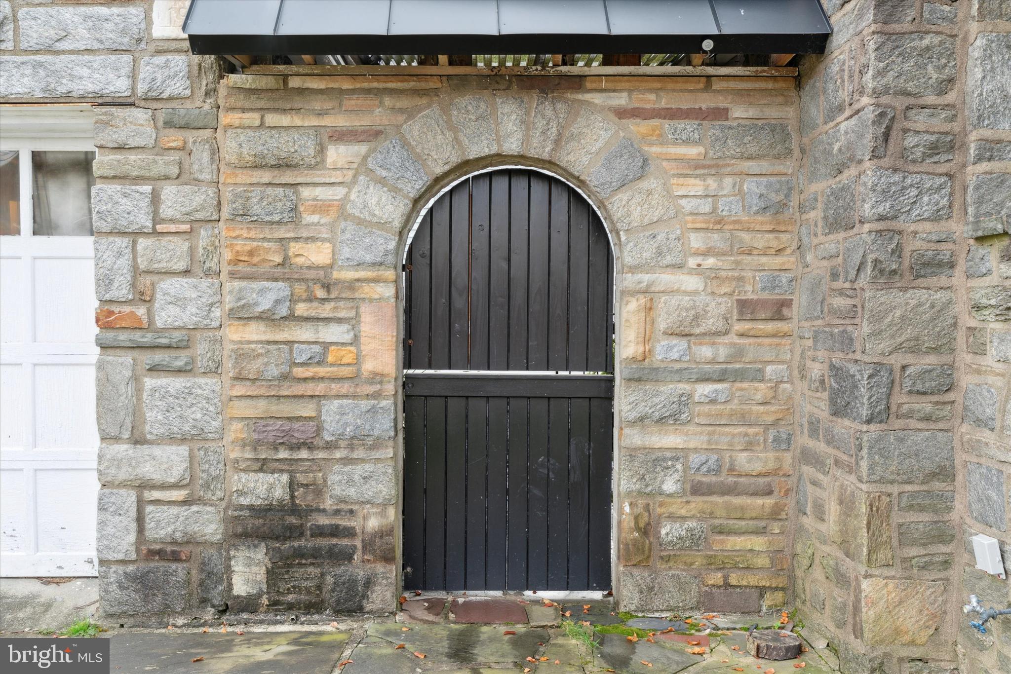 706 MacDade Boulevard Folsom, PA 19033 - Photo 10 of 34