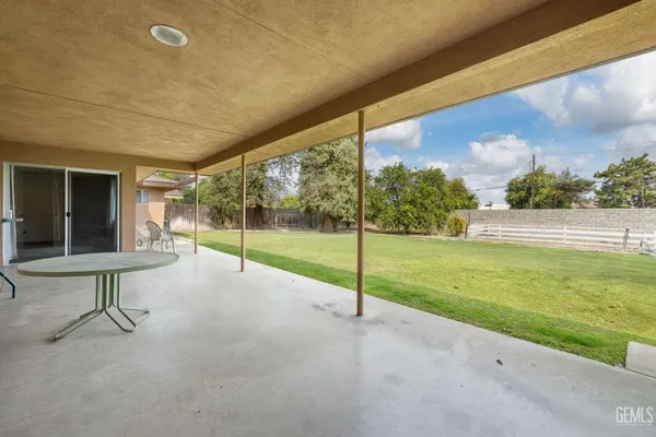 $550,000 | Undisclosed Address, Bakersfield, CA 93309