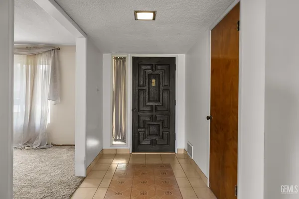 $550,000 | Undisclosed Address, Bakersfield, CA 93309