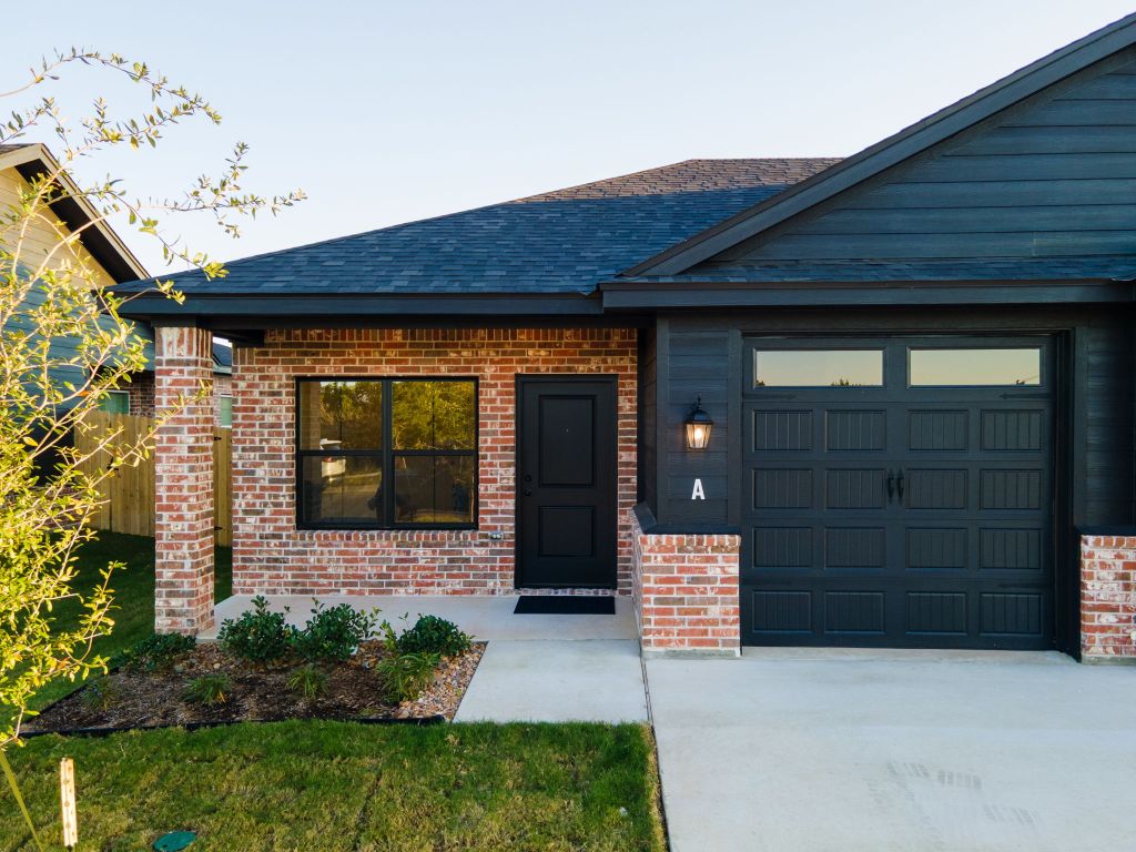 3602 Canvasback Road Killeen, TX 76542 - Photo 3 of 29 a front view of a house