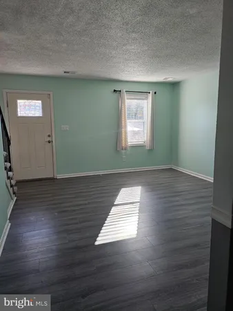$2,000 | 726 Olde Greenwich Circle, Fredericksburg, VA 22408