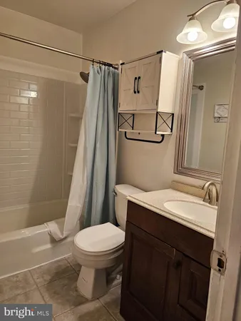 $2,000 | 726 Olde Greenwich Circle, Fredericksburg, VA 22408