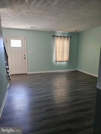 $2,000 | 726 Olde Greenwich Circle, Fredericksburg, VA 22408