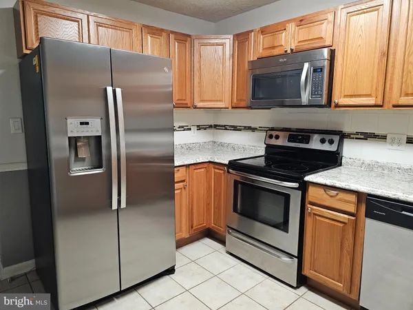 $2,000 | 726 Olde Greenwich Circle, Fredericksburg, VA 22408