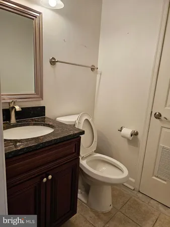 $2,000 | 726 Olde Greenwich Circle, Fredericksburg, VA 22408