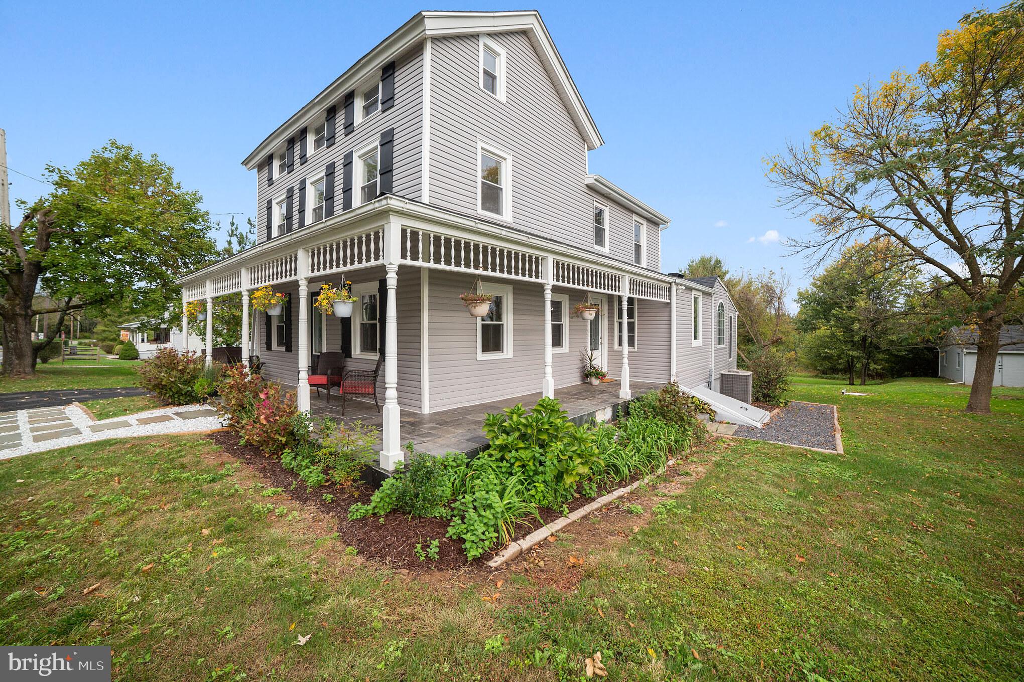 217 Ridge Road Spring City, PA 19475 - Photo 2 of 30
