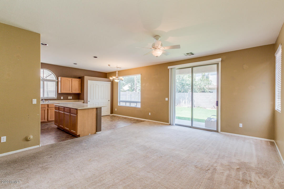 3656 East Warbler Road Gilbert, AZ 85297 - Photo 2 of 6 06-Warbler