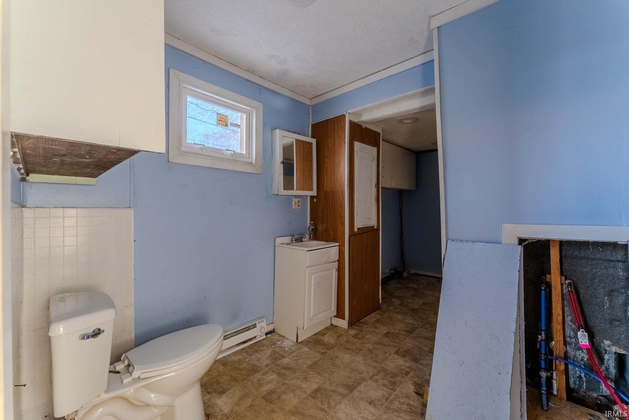 1330 Middle Street Wabash, IN 46992 - Photo 13 of 25