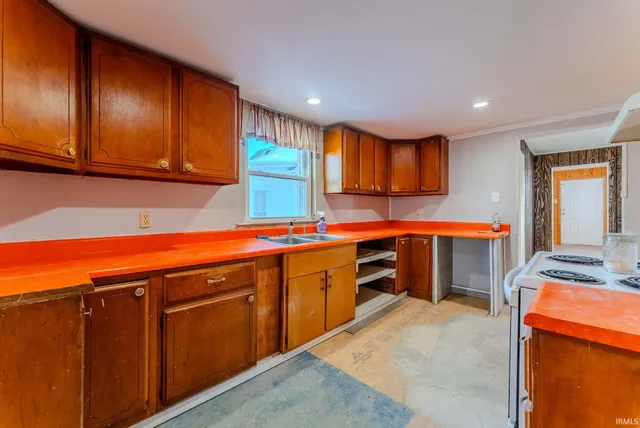 $77,000 | 1330 Middle Street, Wabash, IN 46992