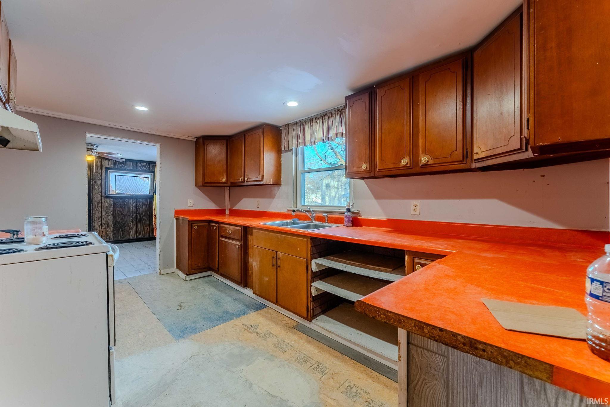 1330 Middle Street Wabash, IN 46992 - Photo 6 of 25