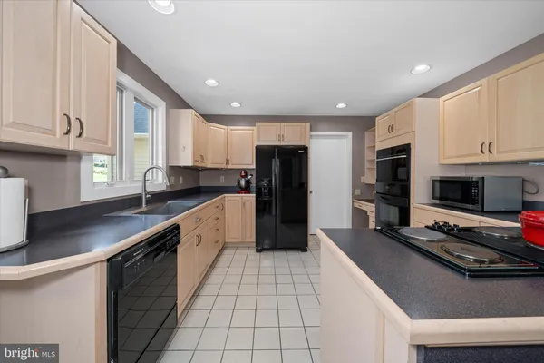 $559,900 | 1 Tarragon Court, Wilmington, DE 19808