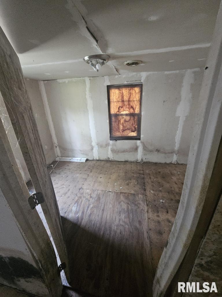 106 Beeson Street Joy, IL 61260 - Photo 7 of 8