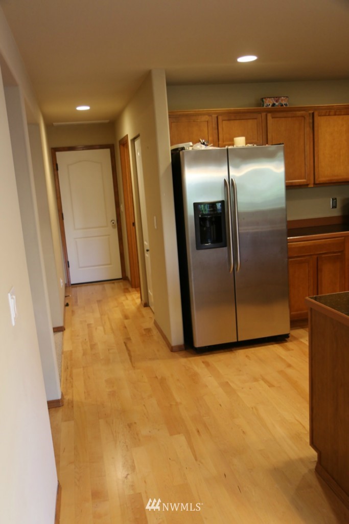 208 197th Street Southwest Bothell, WA 98012 - Photo 4 of 14
