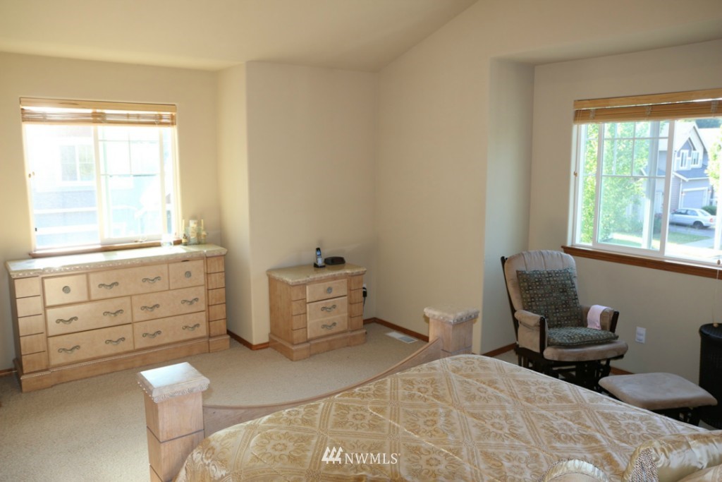 208 197th Street Southwest Bothell, WA 98012 - Photo 7 of 14