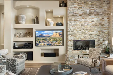 $1,749,000 | 9920 East Peregrine Place, Scottsdale, AZ 85262