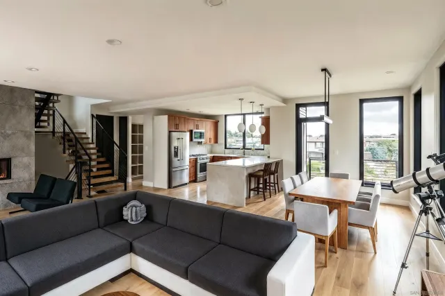 $1,999,999 | 505 North Freeman Street, Unit 202, Oceanside, CA 92054