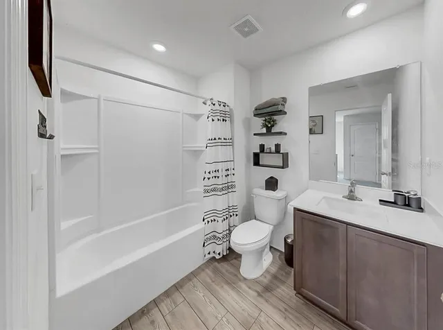 $375,900 | 5453 Fez Court, Brooksville, FL 34602