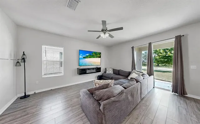 $375,900 | 5453 Fez Court, Brooksville, FL 34602