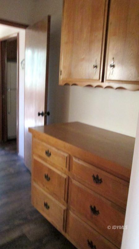 25405 Seneca Road Idyllwild, CA 92549 - Photo 31 of 61 a view of cabinets