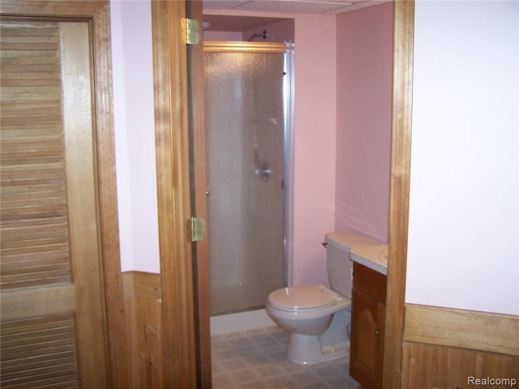917 Biggers Court Rochester, MI 48309 - Photo 25 of 35 100_1779.JPG