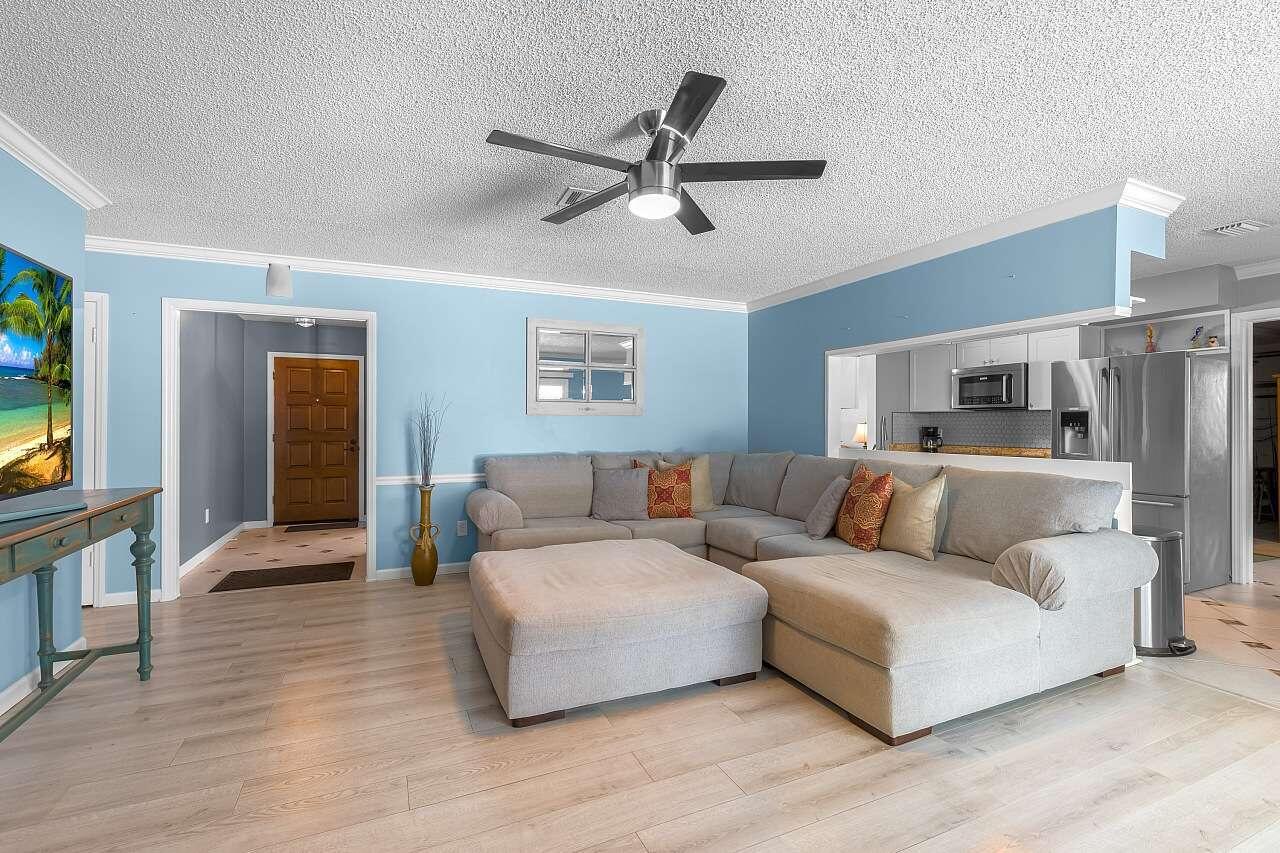 5103 Center Street Jupiter, FL 33458 - Photo 5 of 24 Mulligan.5