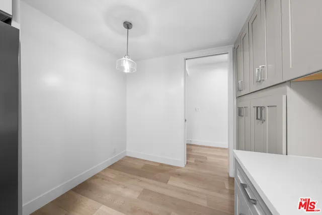 $1,185,000 | 235 South Tower Drive, Unit 106, Beverly Hills, CA 90211