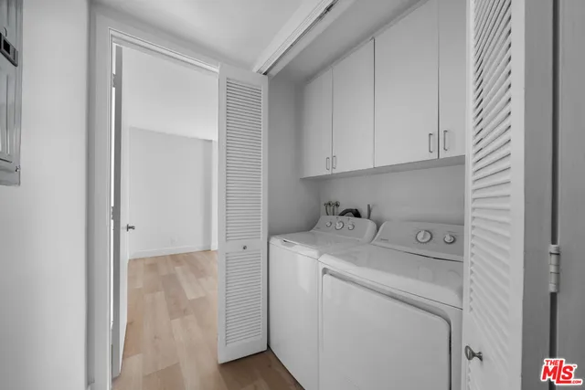 $1,185,000 | 235 South Tower Drive, Unit 106, Beverly Hills, CA 90211