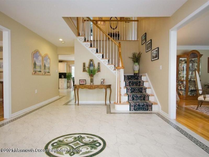 2 Chagall Road Marlboro, NJ 07746 - Photo 2 of 19 FOYER