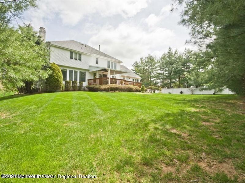 2 Chagall Road Marlboro, NJ 07746 - Photo 19 of 19 REAR YARD