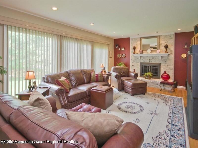 2 Chagall Road Marlboro, NJ 07746 - Photo 5 of 19 FAMILY ROOM