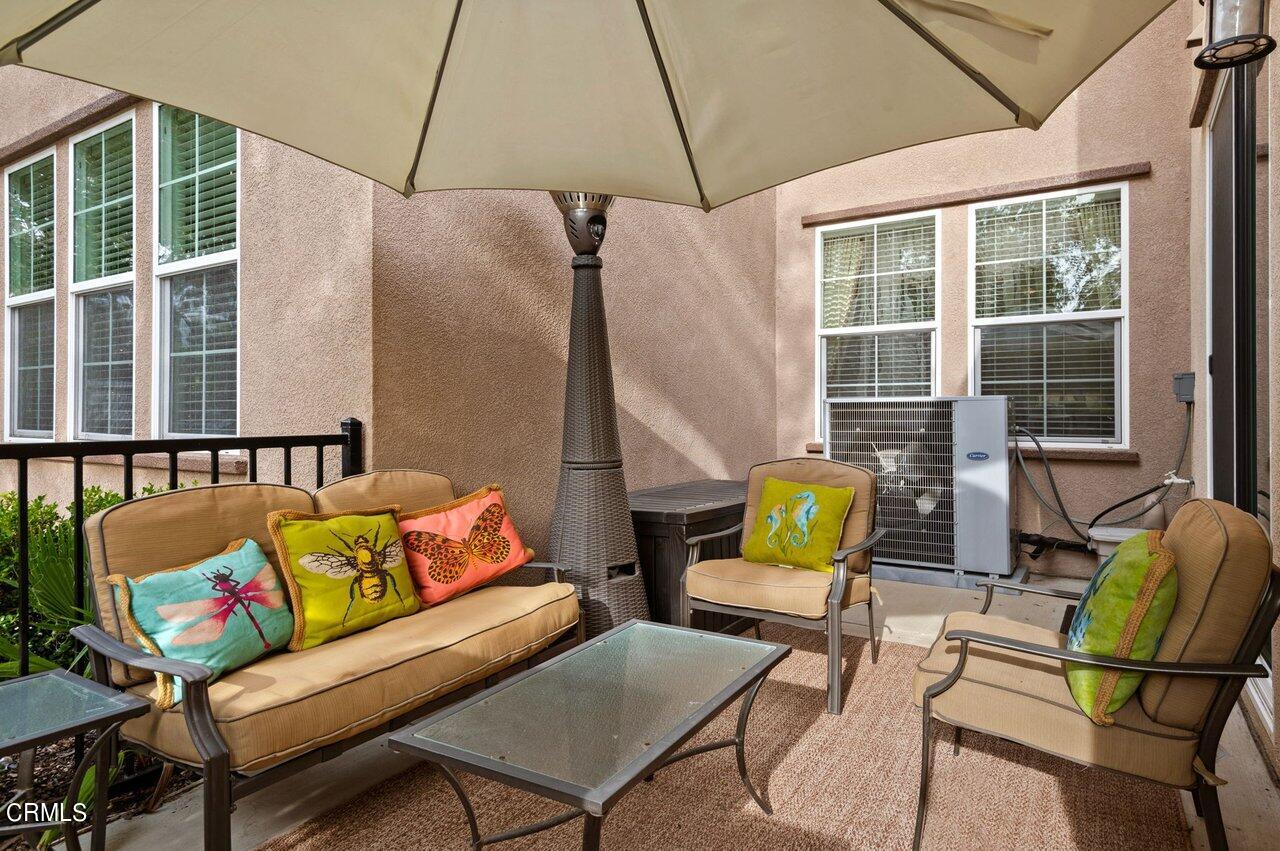 719 Forest Park Boulevard Oxnard, CA 93036 - Photo 3 of 39 a living room with furniture and a window