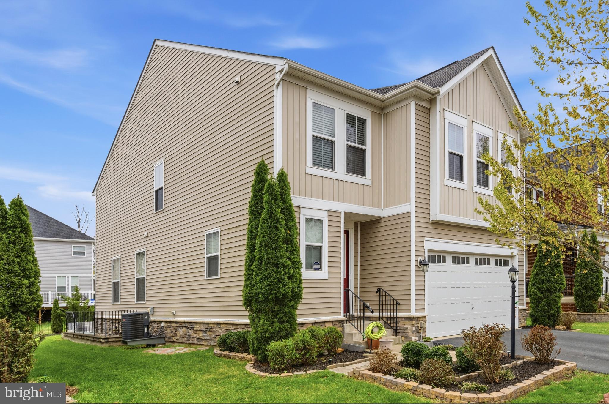 42029 Spruce Point Court Brambleton, VA 20148 - Photo 3 of 42
