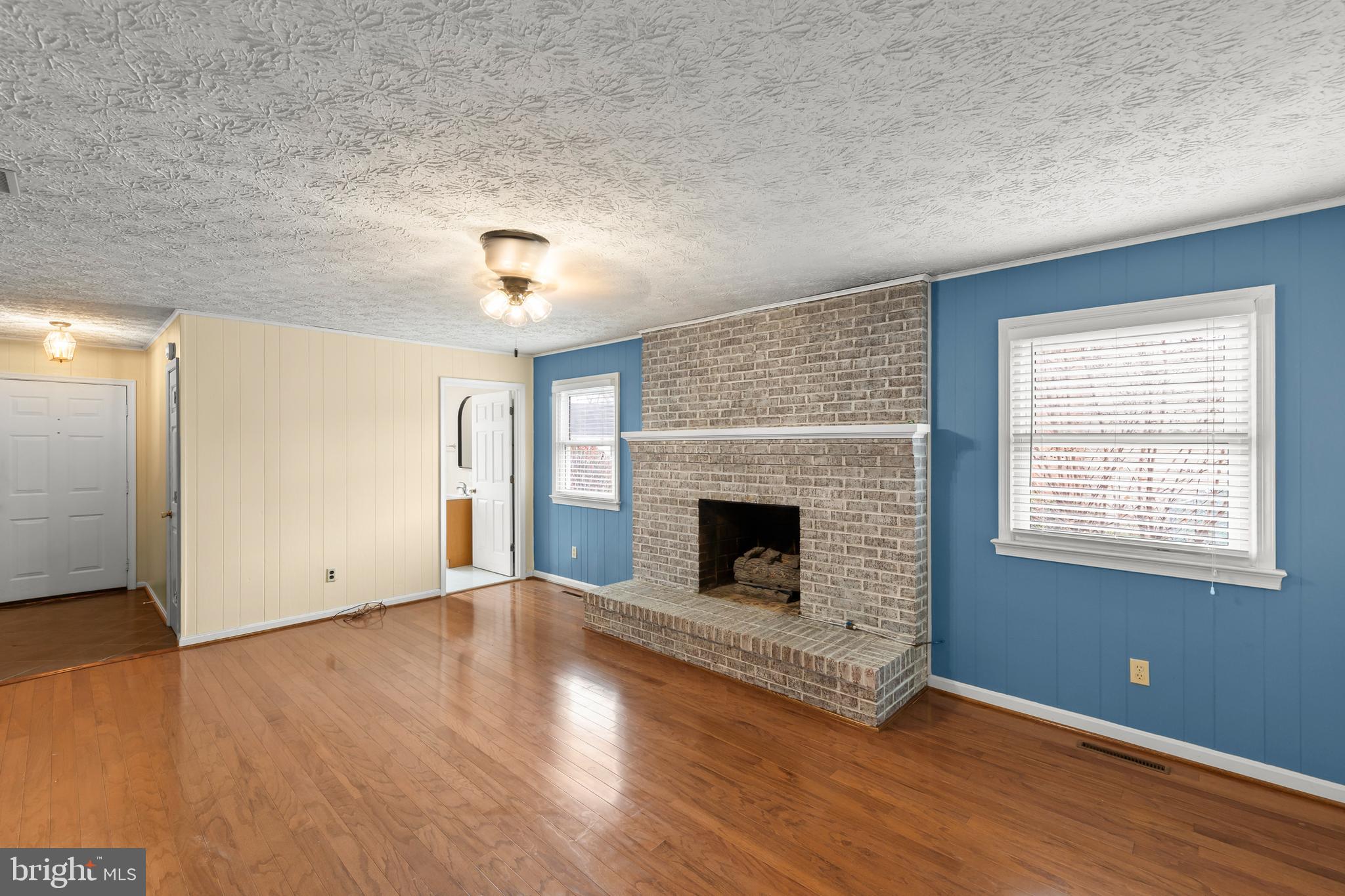 309 Fredericktowne Drive Stephens City, VA 22655 - Photo 14 of 48 Family room with gas fireplace