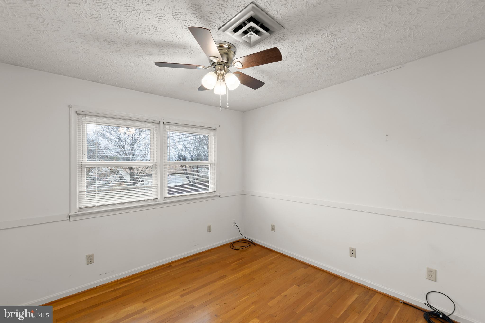 309 Fredericktowne Drive Stephens City, VA 22655 - Photo 31 of 48 Bedroom 4