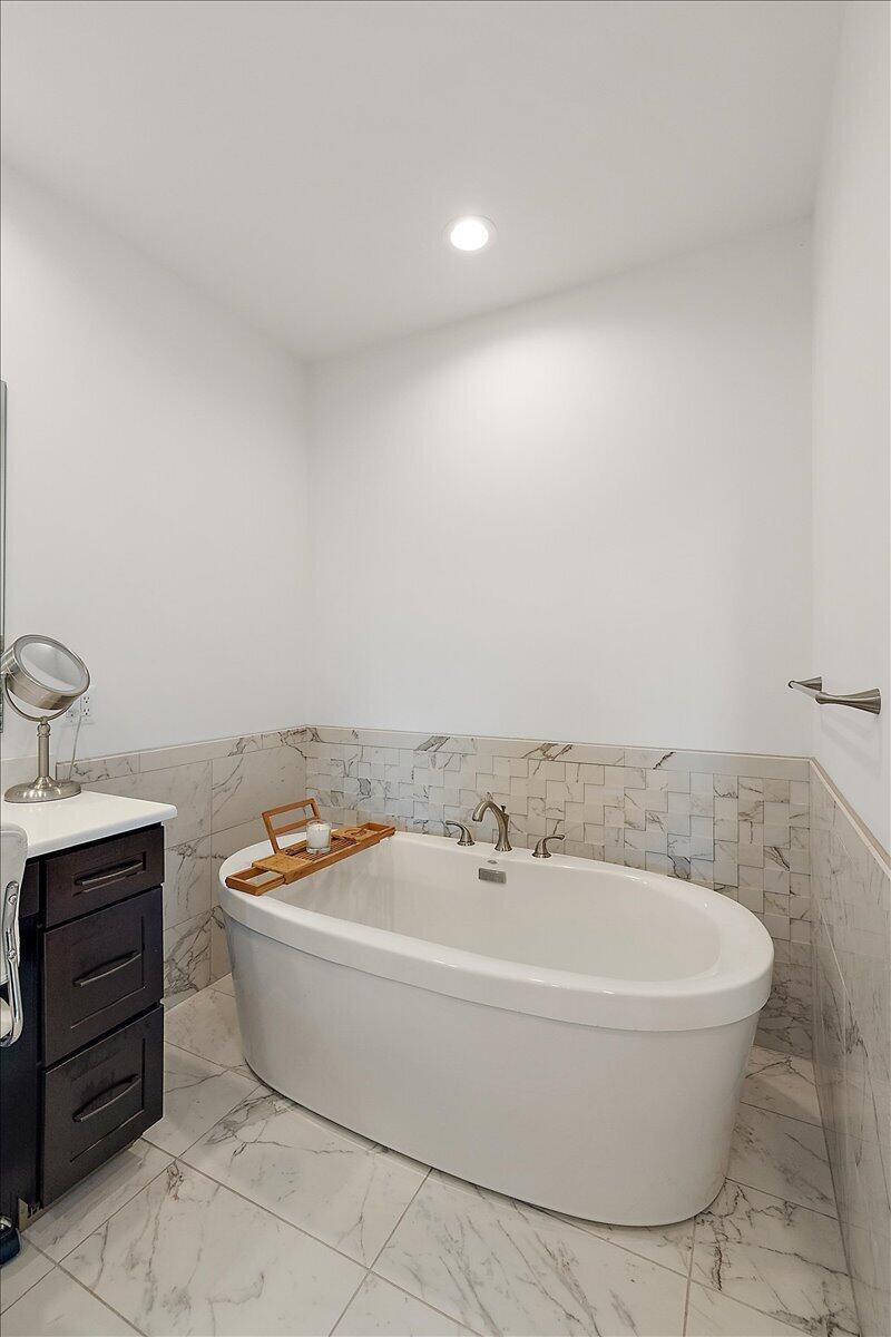 596 South Parker Road Ann Arbor, MI 48103 - Photo 28 of 80 069-596 S Parker-69