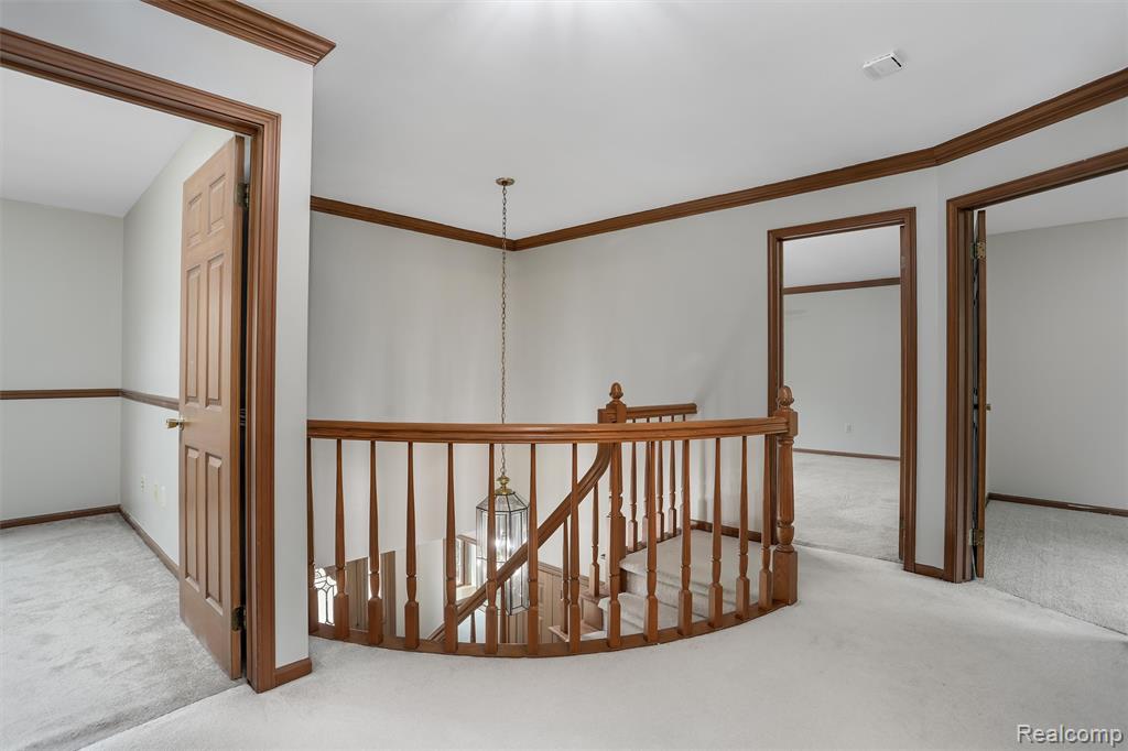 360 Fordcroft Drive Rochester Hills, MI 48309 - Photo 14 of 32