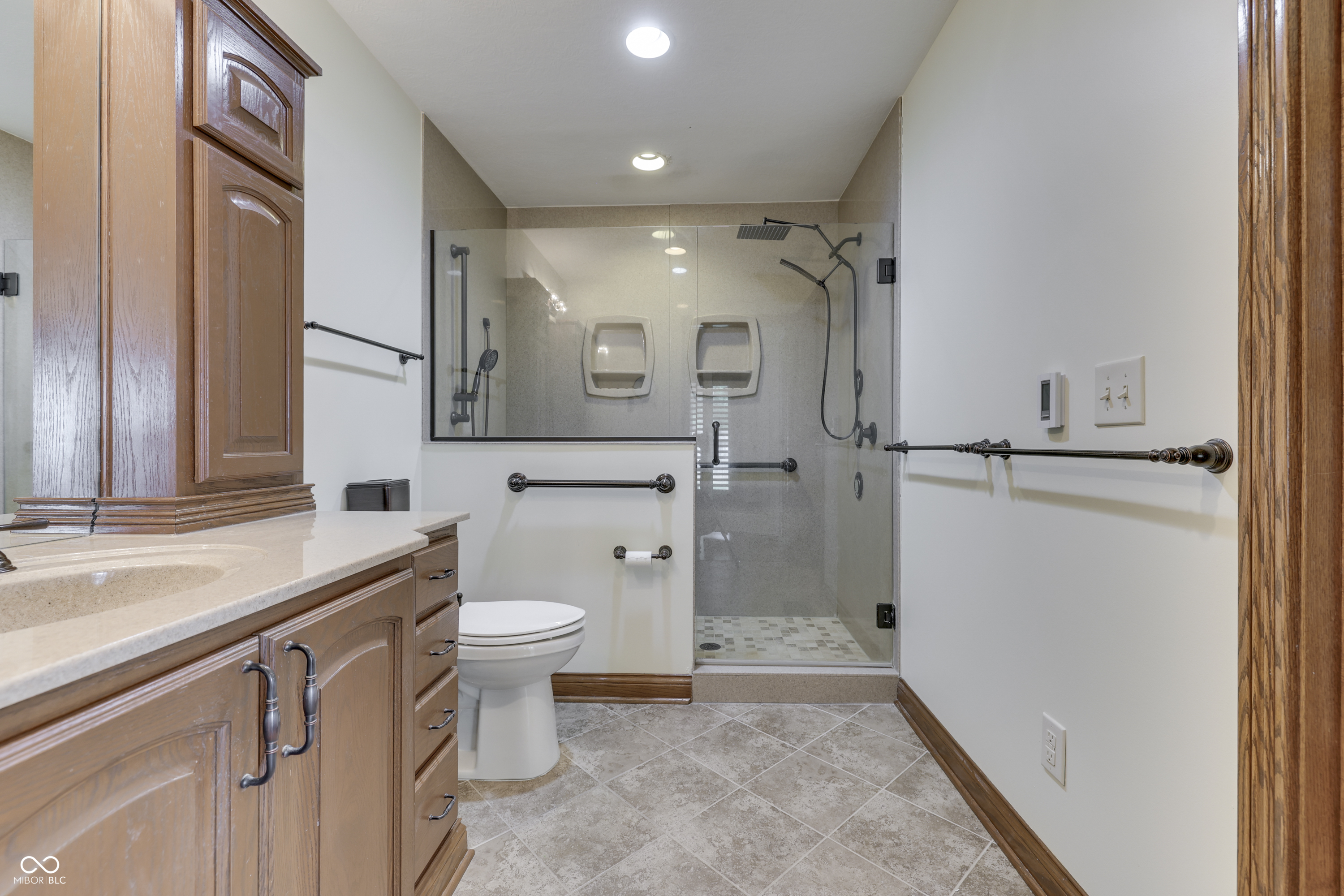 438 Griffin Road Indianapolis, IN 46227 - Photo 13 of 33
