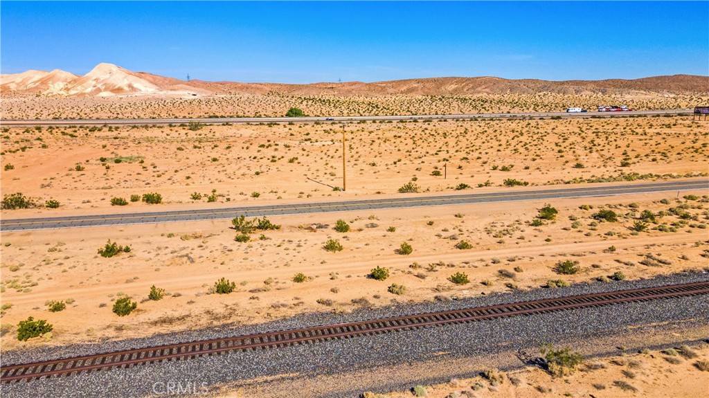 17 East Yermo Road Newberry Springs, CA 92365 - Photo 10 of 11