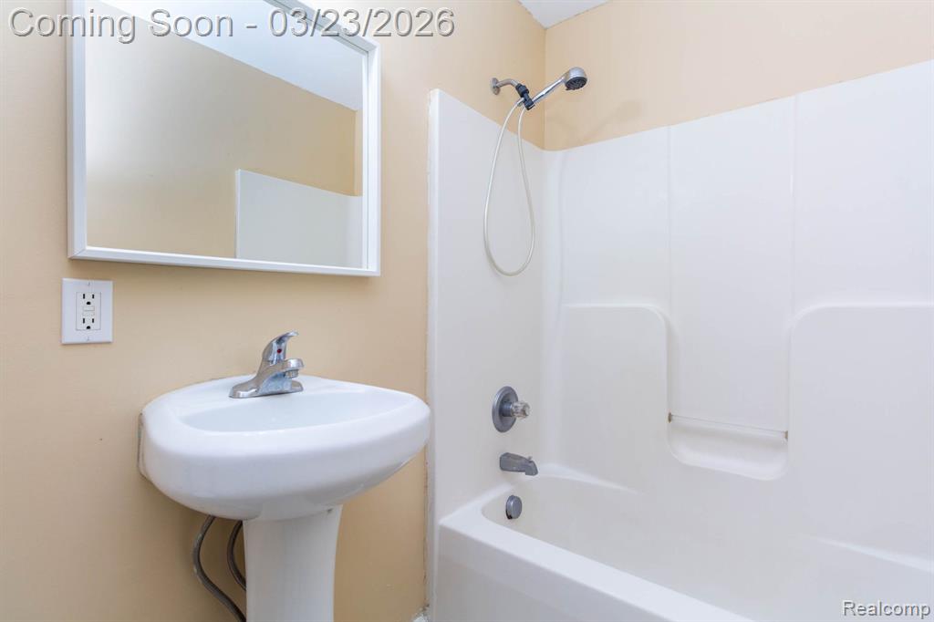 9712 Cherokee Street Taylor, MI 48180 - Photo 15 of 26