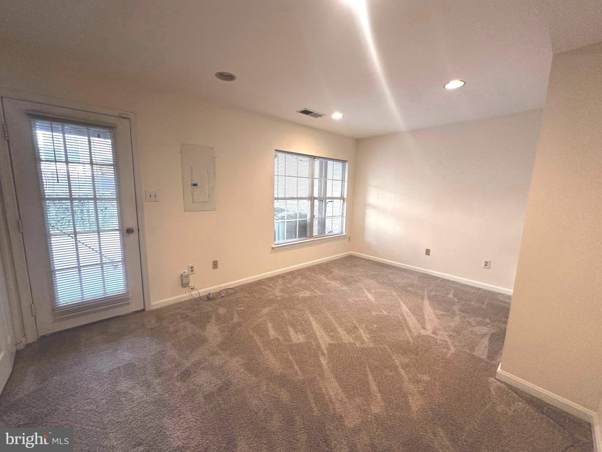 45541 Clear Spring Terrace Sterling, VA 20165 - Photo 2 of 15