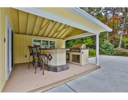 51 Lancaster Road Bolton, MA 01740 - Photo 11 of 39